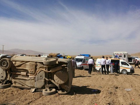واژگونی خودروی سواری در سمیرم ۵ مصدوم برجای گذاشت حادثه رانندگی